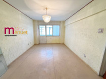 Apartament 3 camere,str.Pacii,etaj 1