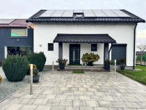 ???? Casă modernă, complet mobilată, cu panouri solare, j