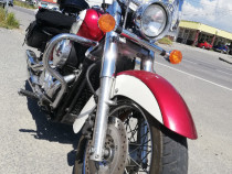 Motocicleta Honda Shadow Vt750