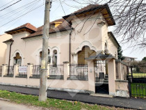 Casa cu valoare arhitecturala ultracentral Oradea