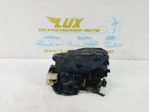 Broasca incuietoare usa dreapta fata 7059968 BMW Seria 3 E90/E91/E92/E