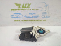 Motoras macara geam dreapta spate 960092100 Volkswagen VW Pa