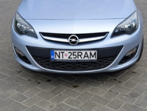 Opel Astra J SEDAN