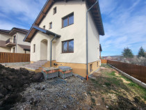 Casa individuala cu demisol pivnita carport - Sibiu Cisnadie