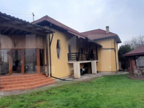 Casa de vanzare in Ampoita