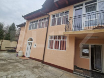 Casa 4 camere, 150mp zona Tractoru cu pivnita si toate util