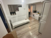 Apartament, 3 camere, 65mp, zona careiului