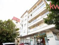 Apartament 2 camere cu loc de parcare subteran - Calea Sever