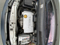 Se vinde Opel Zafira A, 1.6 benzina, an 2004