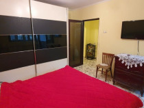 Apartament 2 camere decomandat la P/4 zona Titan cu loc de p