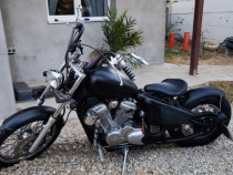 Motocicleta Honda Shadow vt600 bobber