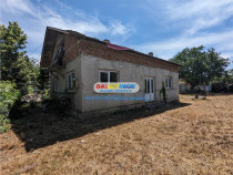 Tunari,Stefan Cel Mare,casa 3 camere 83 mp,teren 510 mp,desc