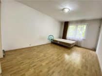 Vand Apartament cu 2 camere, decomandat, in Tudor Bld. Pandu