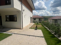 Duplex zona Cetatea Fetei