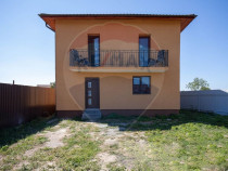 COMISION 0% Casă 4 camere vânzare, la preț de apartame...