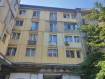 Apartament ultracentral în Piața Victoriei, 2 camere, 4/4