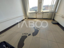 Spatiu comercial de inchiriat 3 incaperi 70 mpu zona Terezia