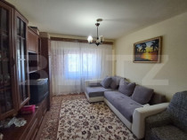 Apartament 3 camere, decomandat, zona Stefan cel Mare