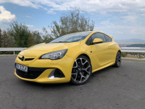 Opel Astra J OPC 2013