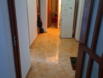 Apartament 2 cam, dec, Micro 17,et 2,foarte spatios,bloc nou