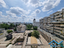 Apartament cu 3 camere, Bld. Stefan cel Mare, 90mp, 2 bai