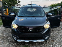 Dacia Lodgy Stepway 2022 7 locuri 1.5dci