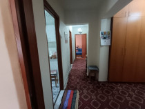 APARTAMENT 3 CAMERE, DECOMANDAT, TATARASI SUD, BLOC DIN 1982