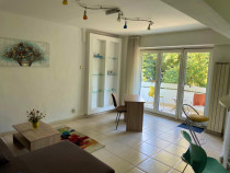 Inchiriez apartament cu 2 camere, open space, 5 minute de UMF