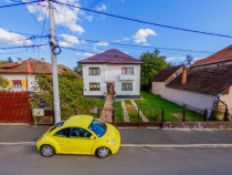 LOCATIE UNICA Casă de vânzare în zona Parcului Mare