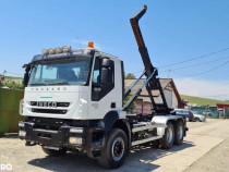 Camion iveco trakker