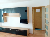 Apartament 2 camere, semidecomandat, liber, mobilat.-Sud