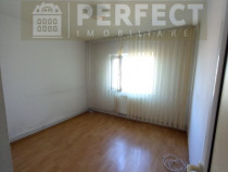 Apartament 3 camere, et 4/4, Malu Rosu - Simache - 64000 euro