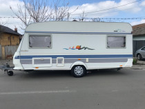 Rulota caravana Hobby  cu mover în stare foarte bună.