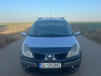 Renault Megane scenic (7 locuri)