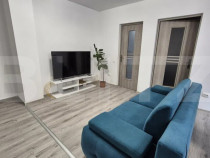 Apartament cu 3 camere, 60mp, parcare, zona Vivo