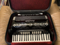 Vând Acordeon Profesional