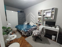 Apartament cu 4 camere, centrala proprie, 2 bai, terasa, ...