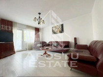 Apartament 5 camere, etaj intermediar + garaj,, zona Cale...