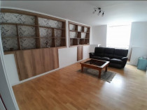 Apartament cu 3 camere Zona Zamca