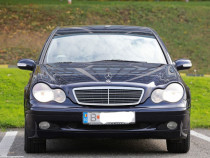 Mercedes C240 2.6 benzina 170CP Classic NUMAI 33.000 km