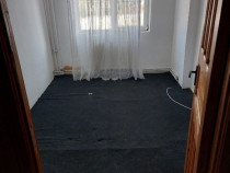 Apartament 3 camere de inchiriat strada Mărășești