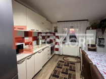 Apartament cu 3 camere la mansarda in Timisoara, zona Dambov