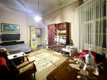 Apartament 3 camere cu vedere si balcon spre Piata Catedr...