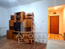 Apartament 2 camere semidecomandat in zona Fortuna