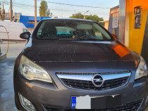 Opel astra j 2011