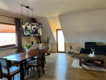 Apartament 3 camere 130 mp &icirc;n casă, Zonă Centrală