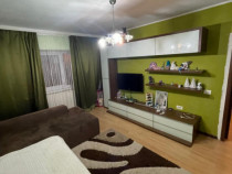 Apartament spațios cu 3 camere, decomandat, situat în zona