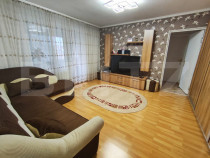 Apartament decomandat cu 4 camere, 80 mp, zona Nufarul