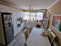 Republicii, zona buna, 3 camere