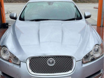 Jaguar xf intreg sau dezmembrez